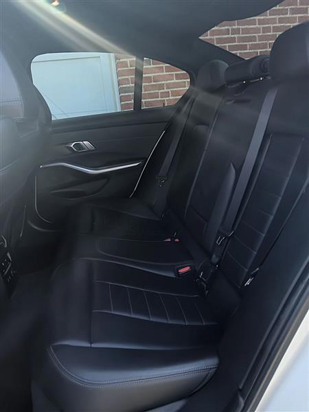 BMW 3-Series 330i 2019