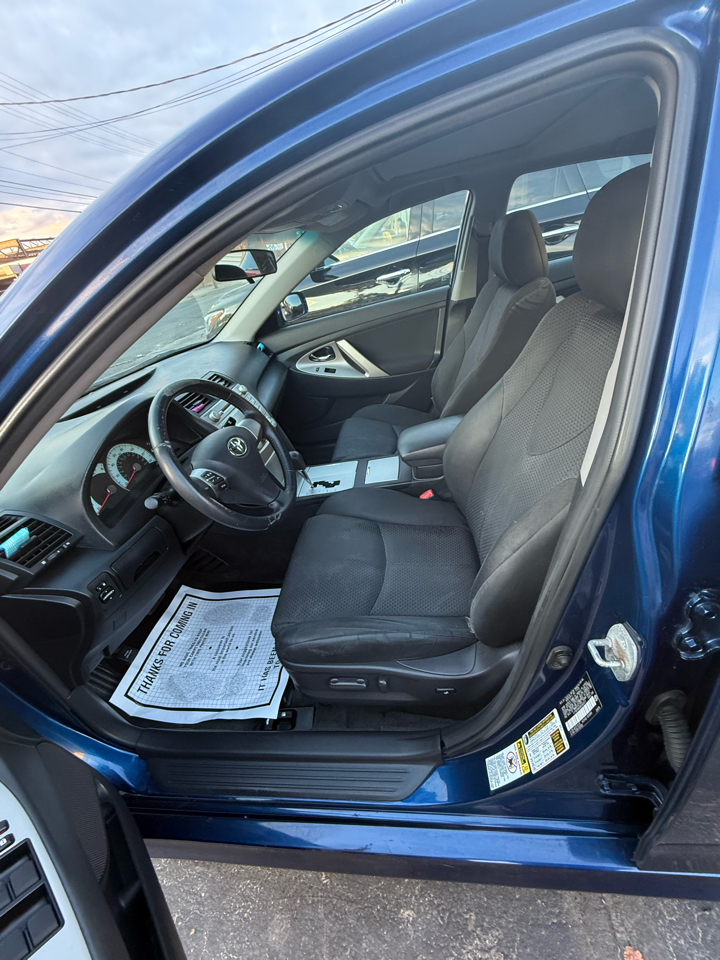 Toyota Camry SE 4D Sedan 2009 Toyota Camry SE 4D Sedan 2009