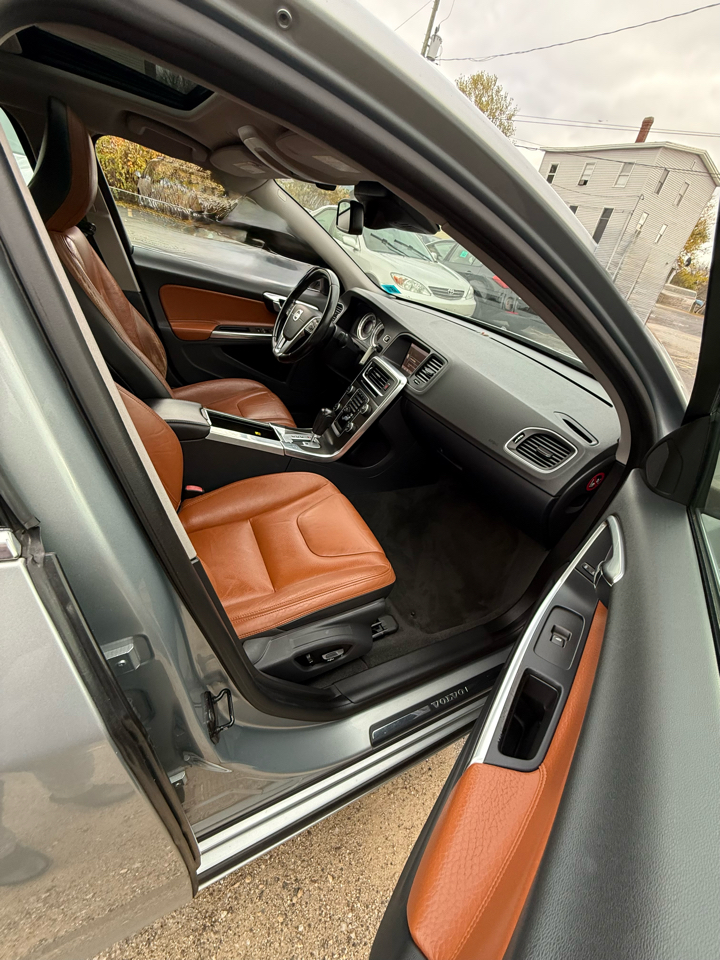 Volvo S60 T6 AWD 2012