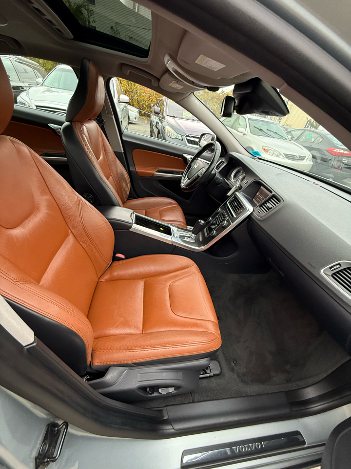 Volvo S60 T6 AWD 2012