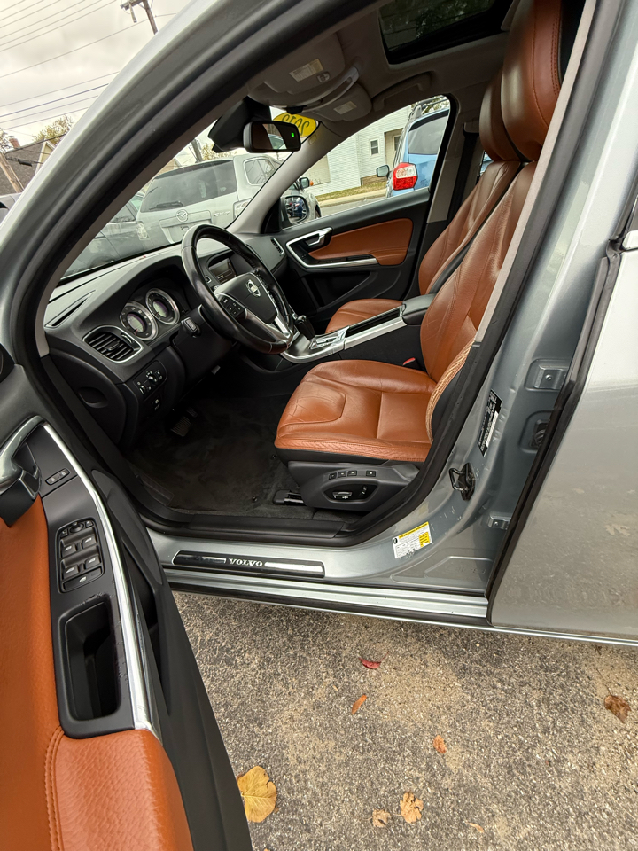 Volvo S60 T6 AWD 2012