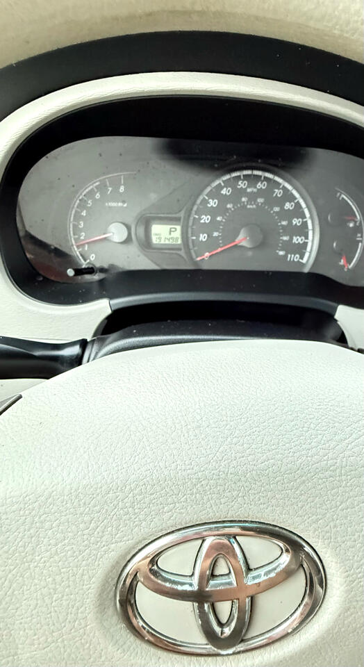 Toyota Sienna LE 2012