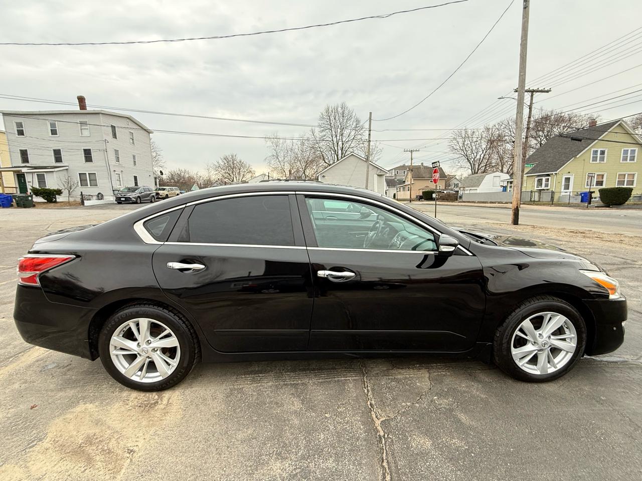 Nissan Altima 2.5 SV 2015