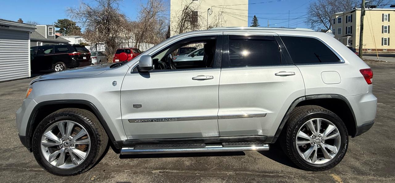 Jeep Grand Cherokee Laredo 4WD 2011