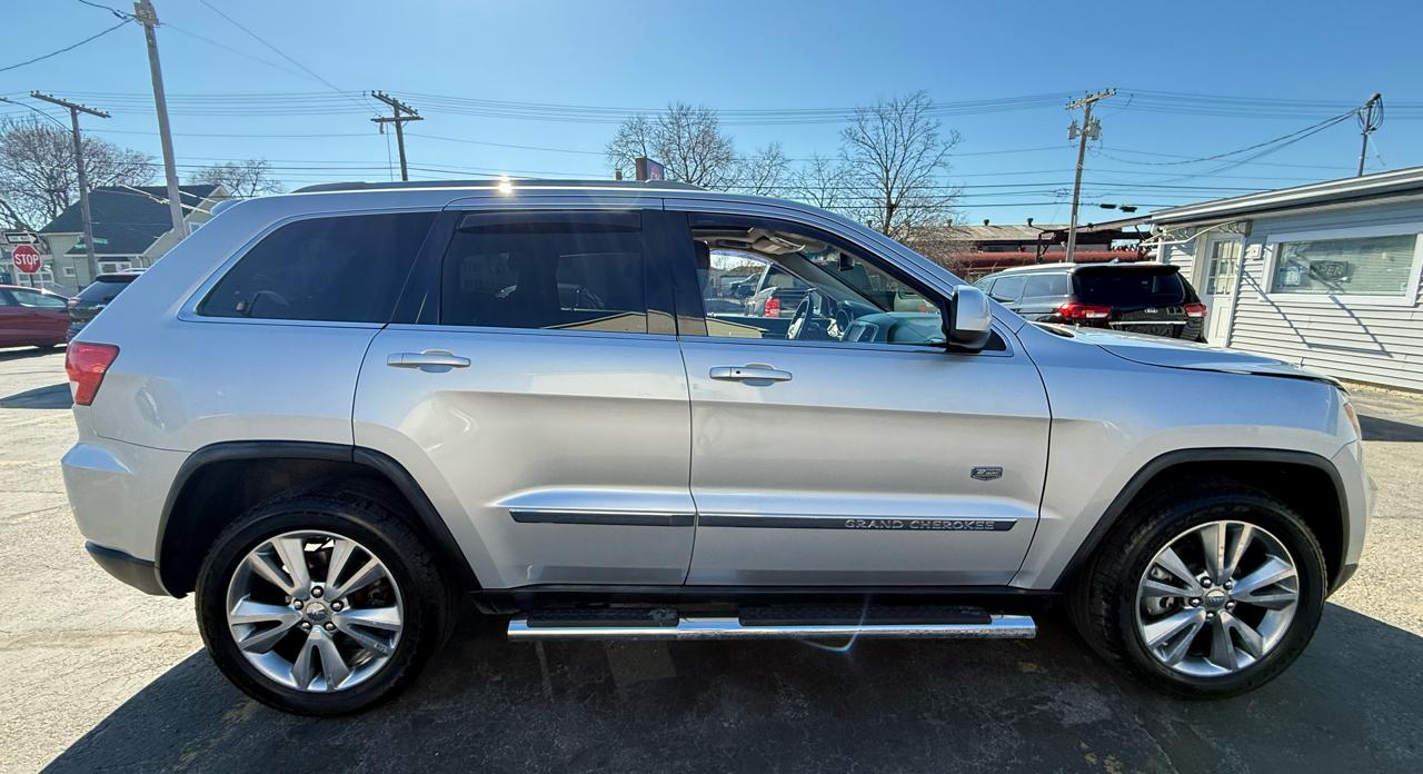 Jeep Grand Cherokee Laredo 4WD 2011