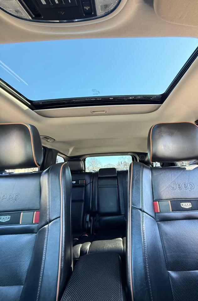 Jeep Grand Cherokee Laredo 4WD 2011