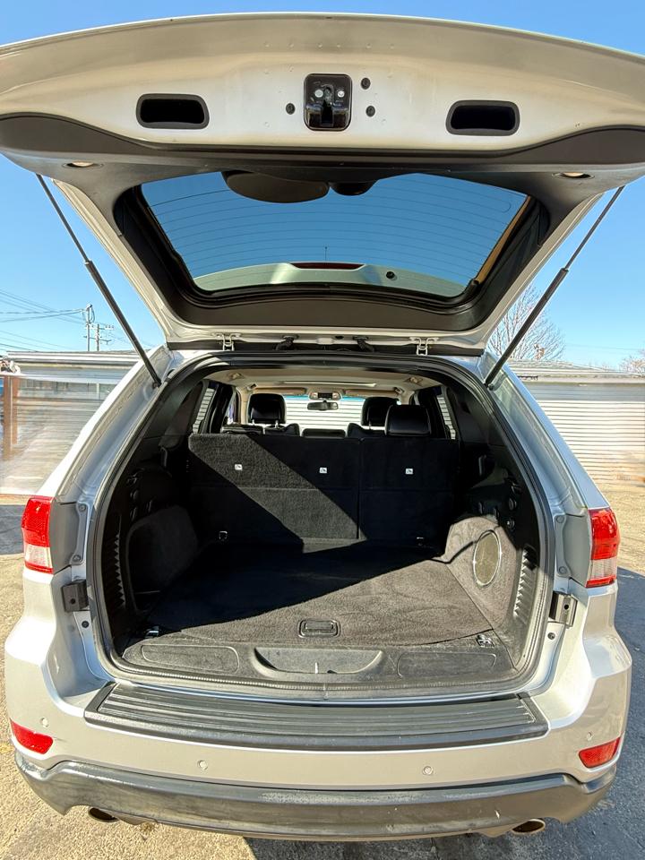 Jeep Grand Cherokee Laredo 4WD 2011