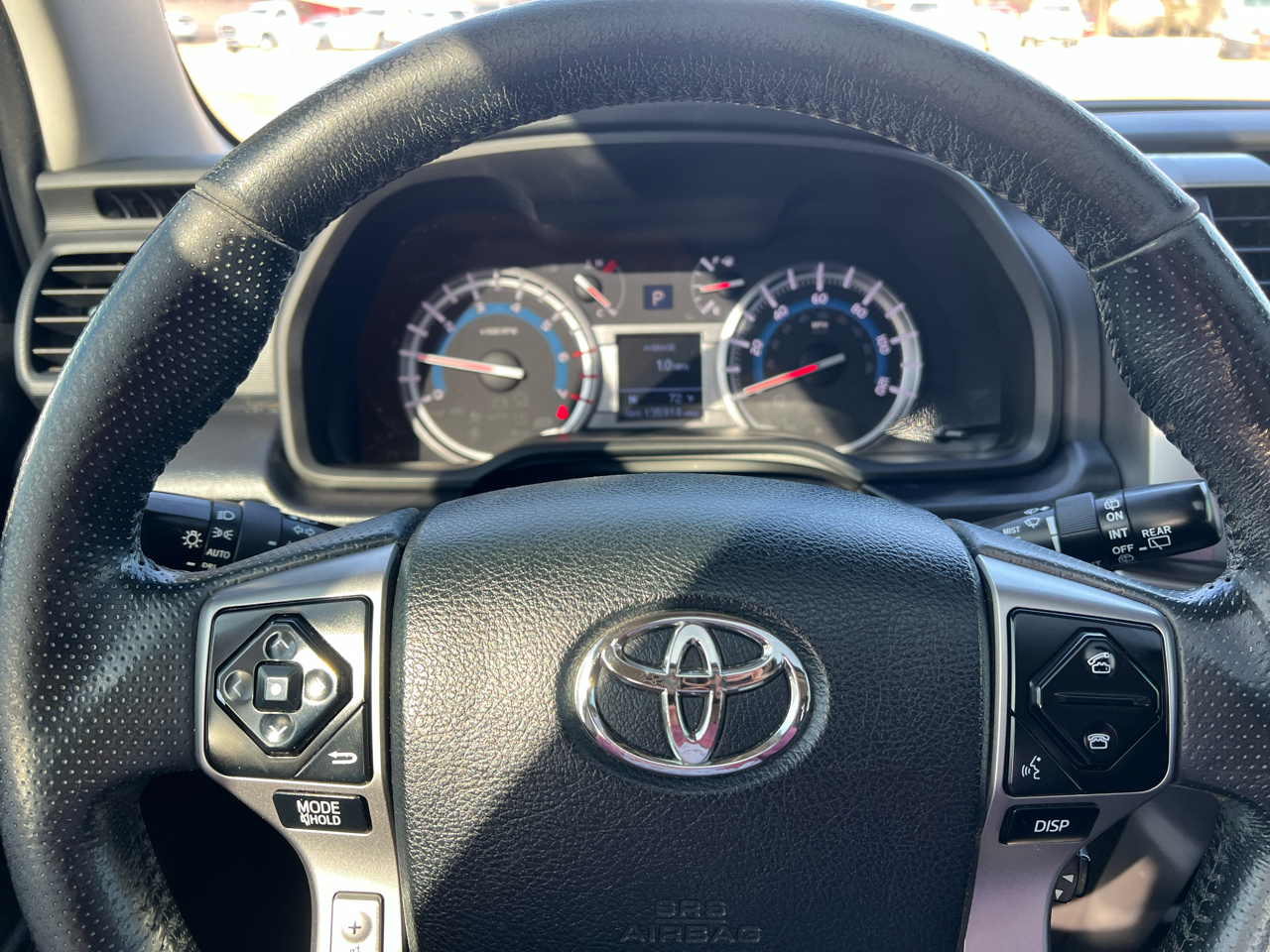 Toyota 4Runner TRD Off Road Premium 4WD (Natl) 2018