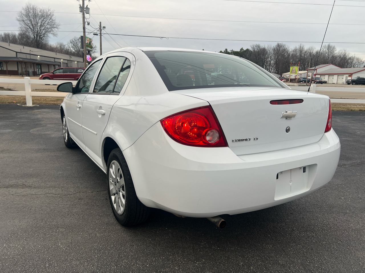 Chevrolet Cobalt 4dr Sdn LT w/1LT 2010