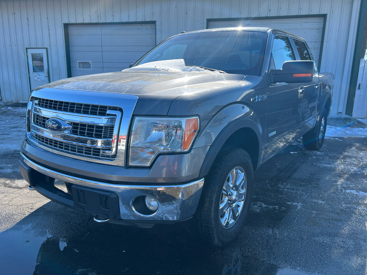 Ford F-150 4WD SuperCrew 145" XLT 2013
