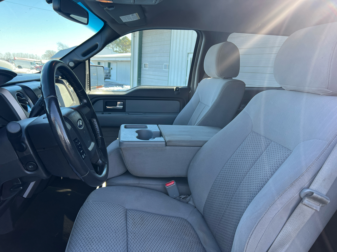 Ford F-150 4WD SuperCrew 145" XLT 2013