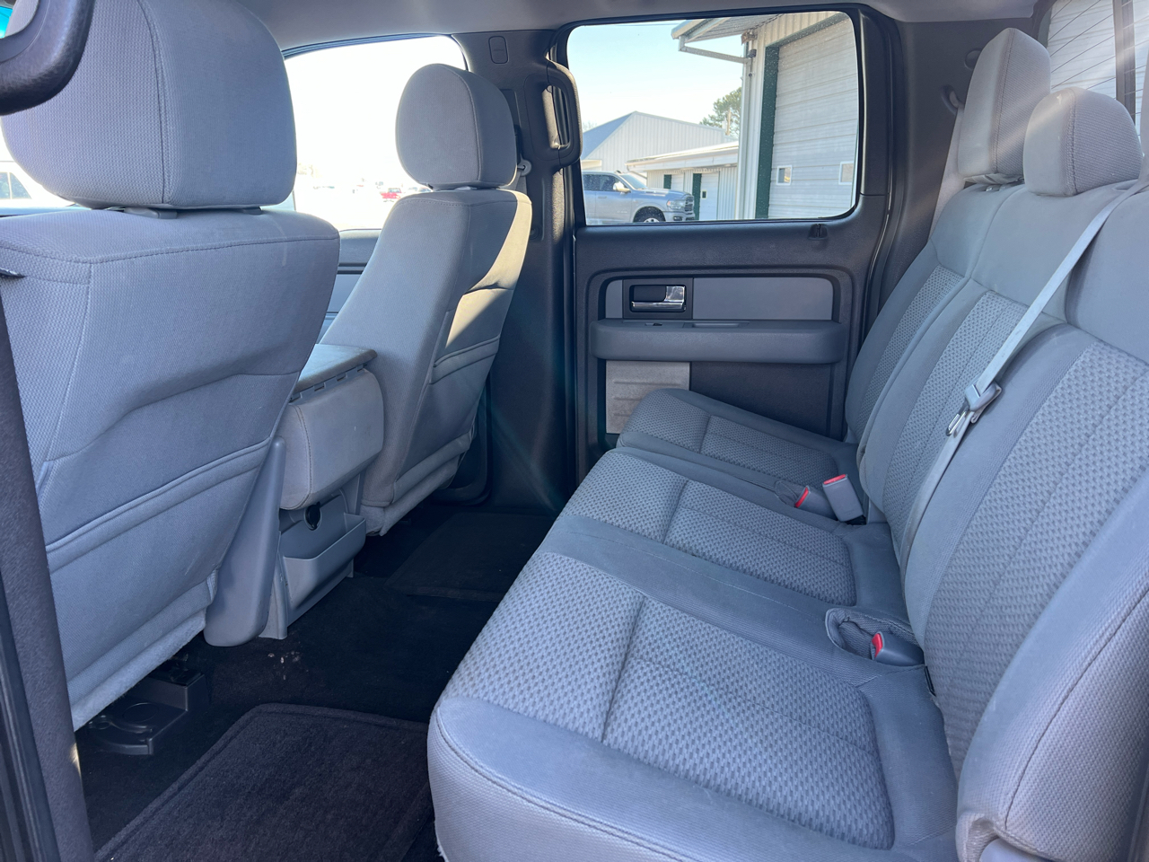 Ford F-150 4WD SuperCrew 145" XLT 2013