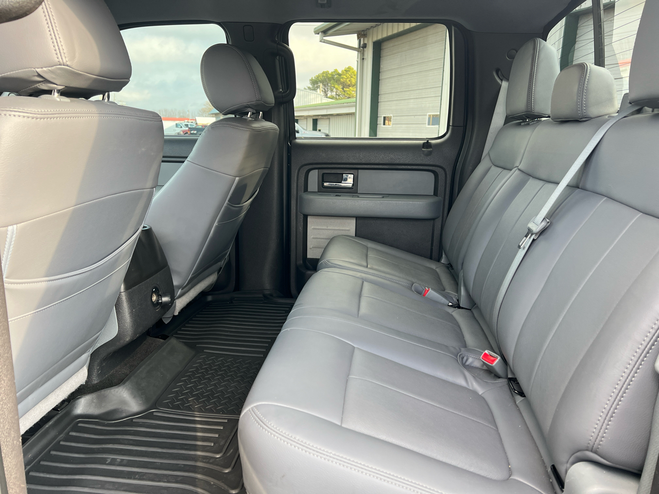 Ford F-150 4WD SuperCrew 145" Platinum 2013