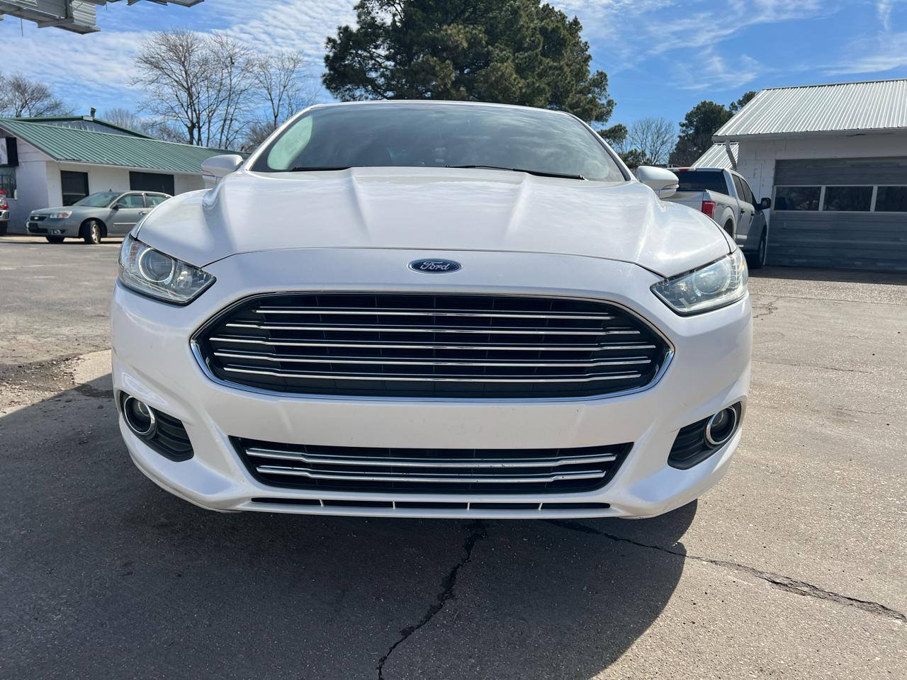 Ford Fusion 4dr Sdn SE FWD 2014