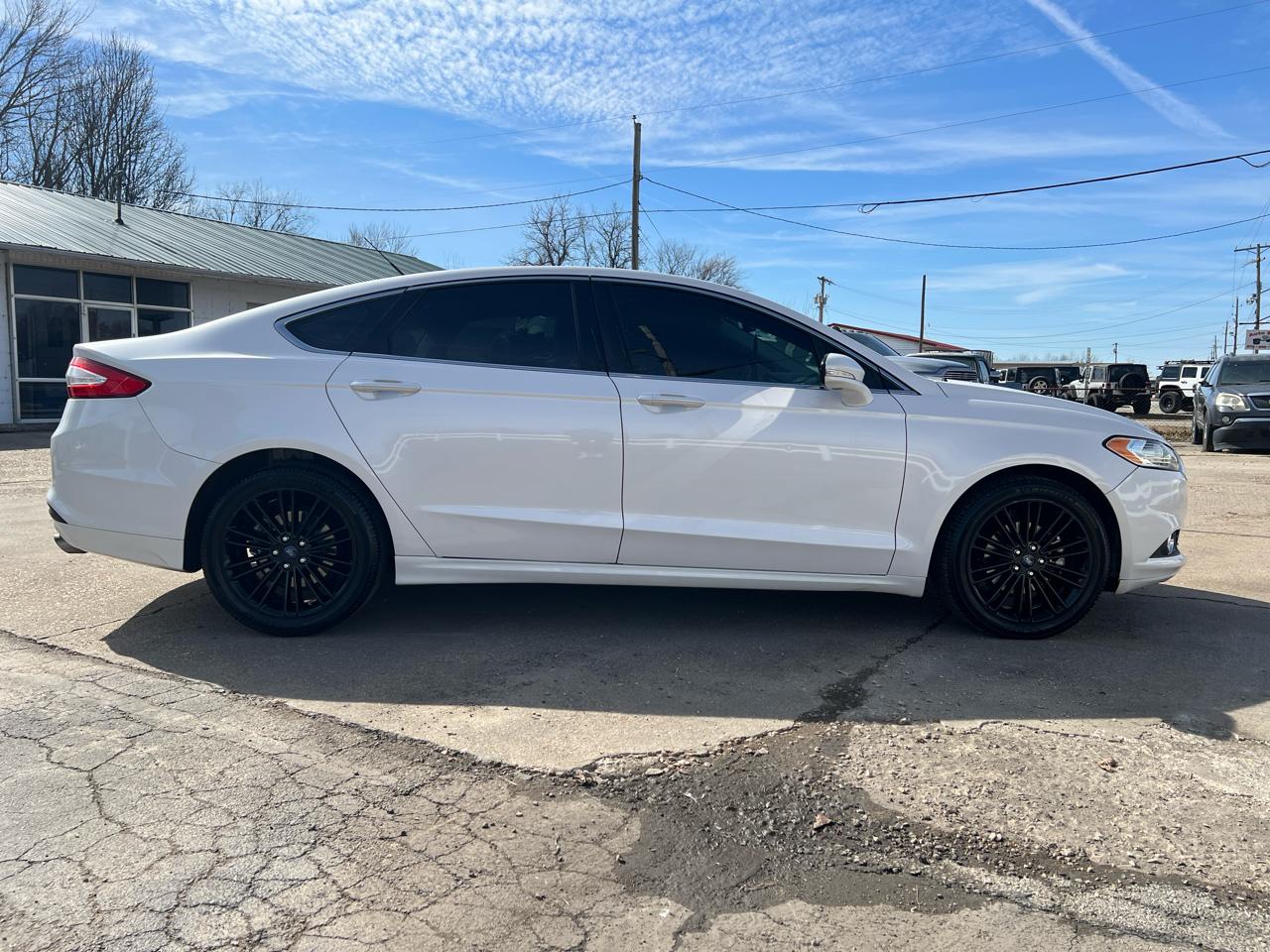 Ford Fusion 4dr Sdn SE FWD 2014