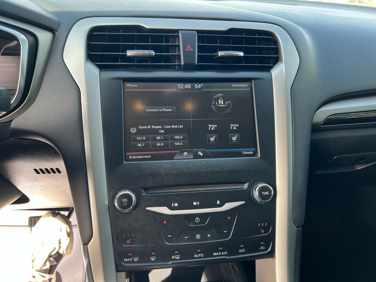 Ford Fusion 4dr Sdn SE FWD 2014