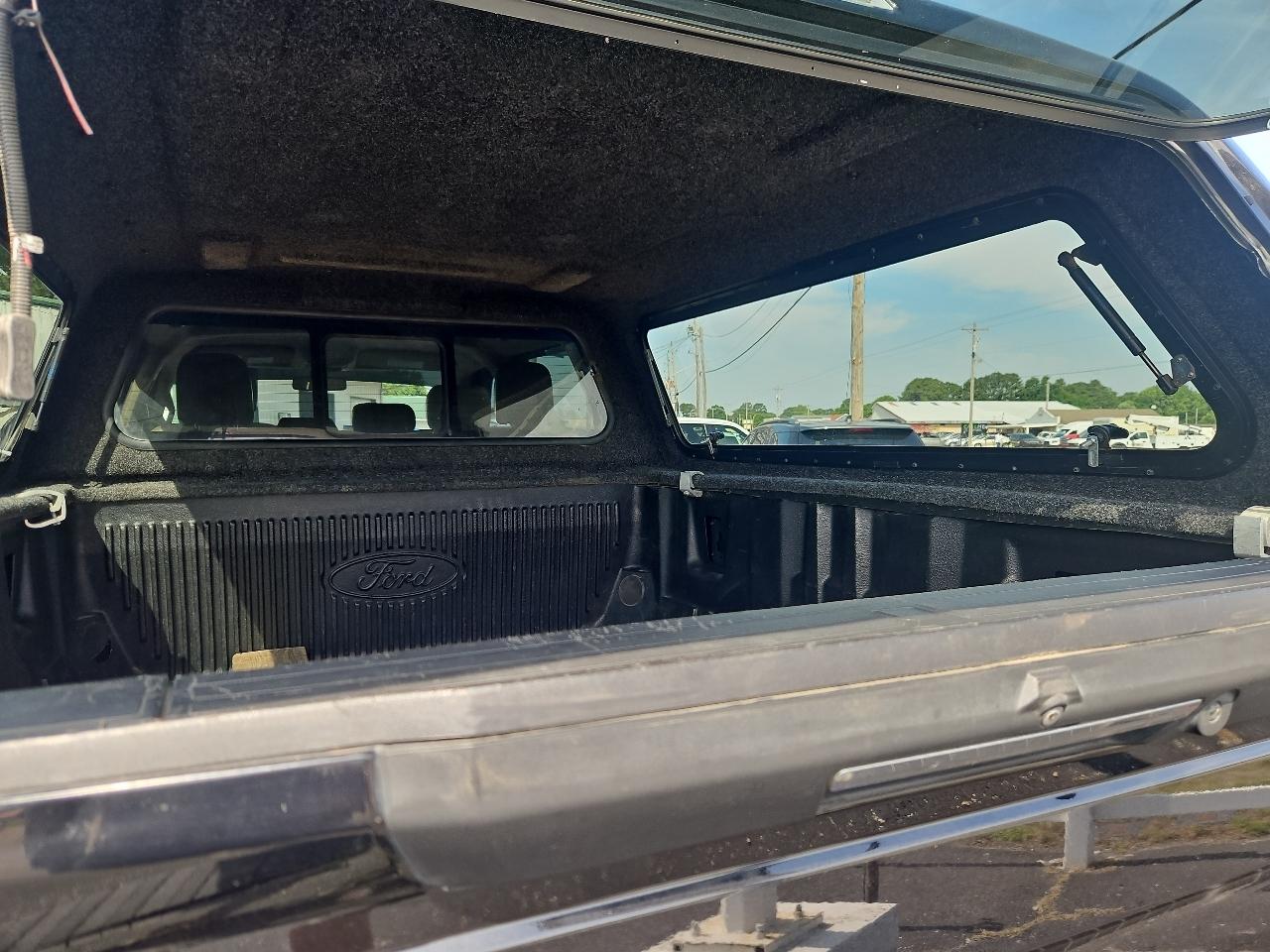 Ford Super Duty F-250 SRW Lariat 4WD Crew Cab 6.75' Box 2019