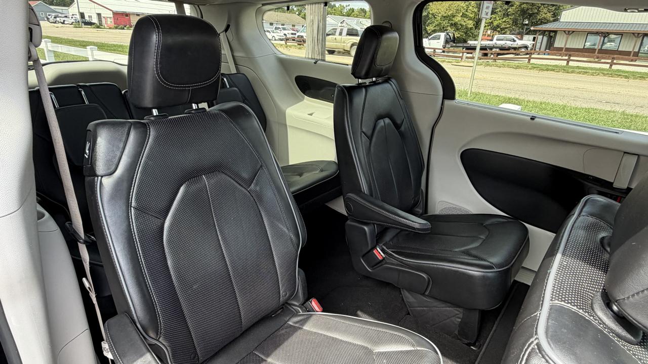 Chrysler Pacifica Limited 2019