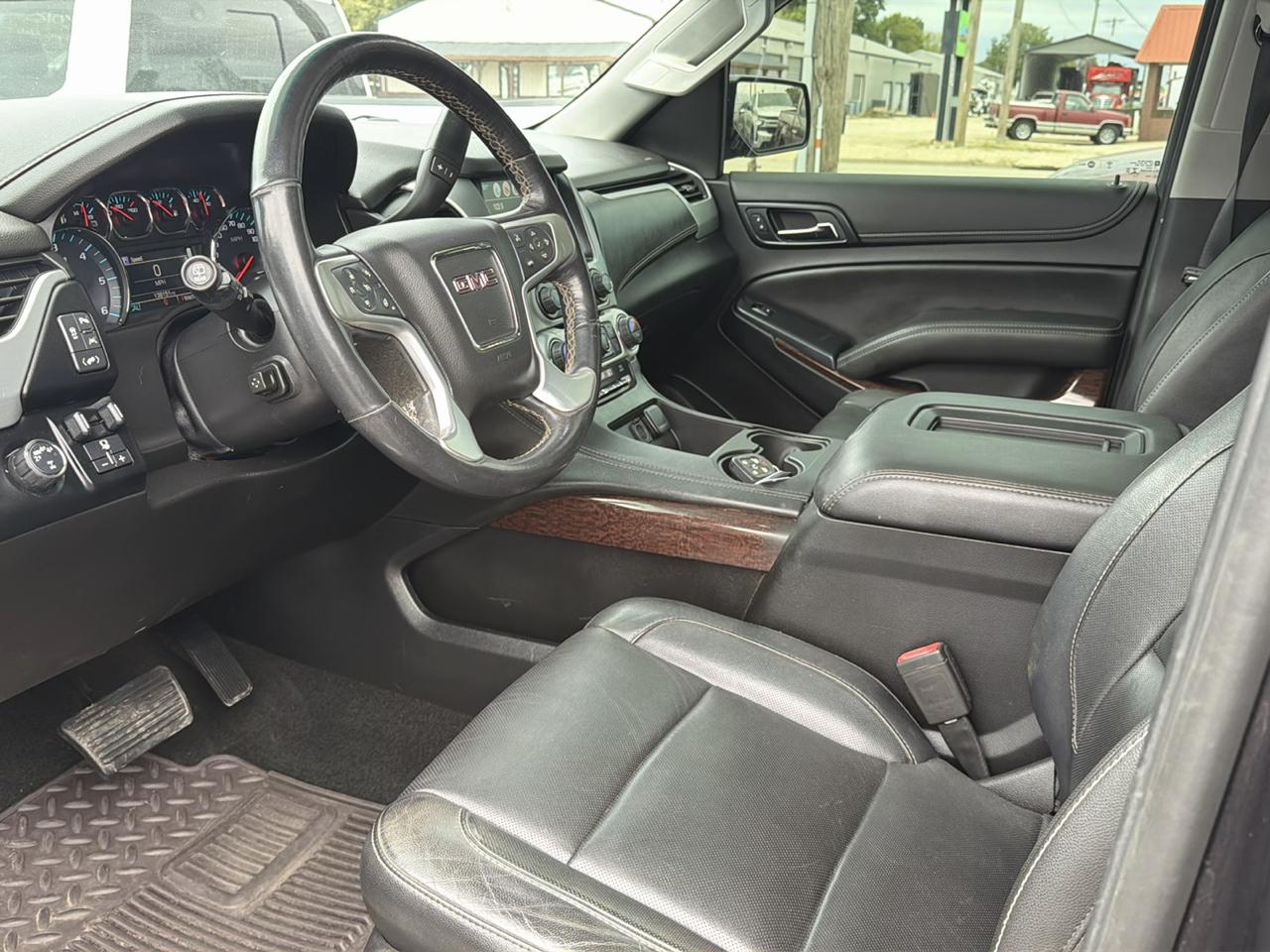 GMC Yukon SLT 4WD 2018