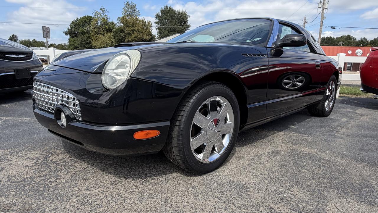 Ford Thunderbird Deluxe 2002