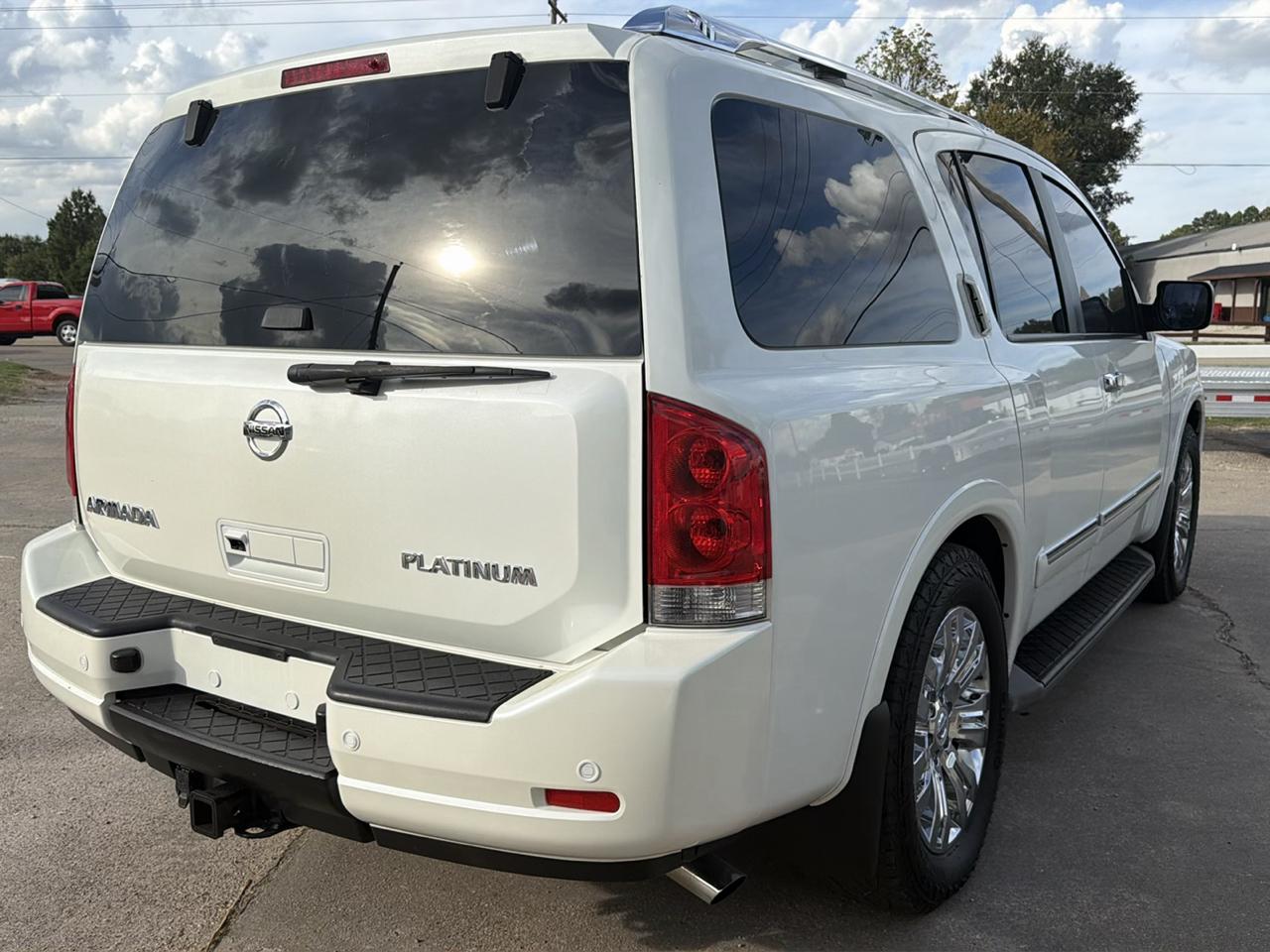 Nissan Armada SL 2WD 2015