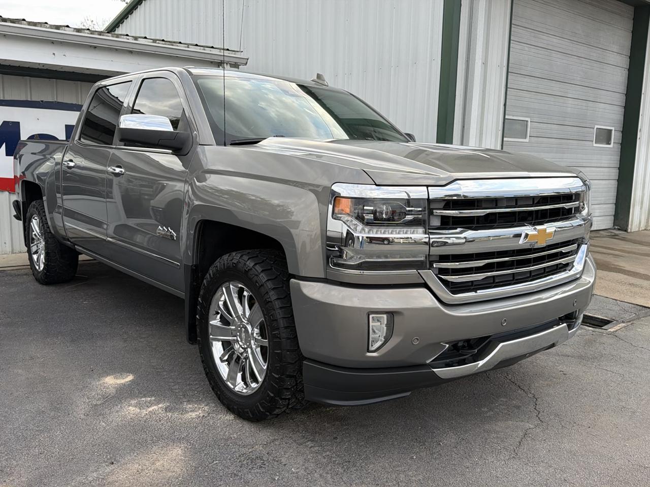 Chevrolet Silverado 1500 High Country Crew Cab Short Box 4WD 2017