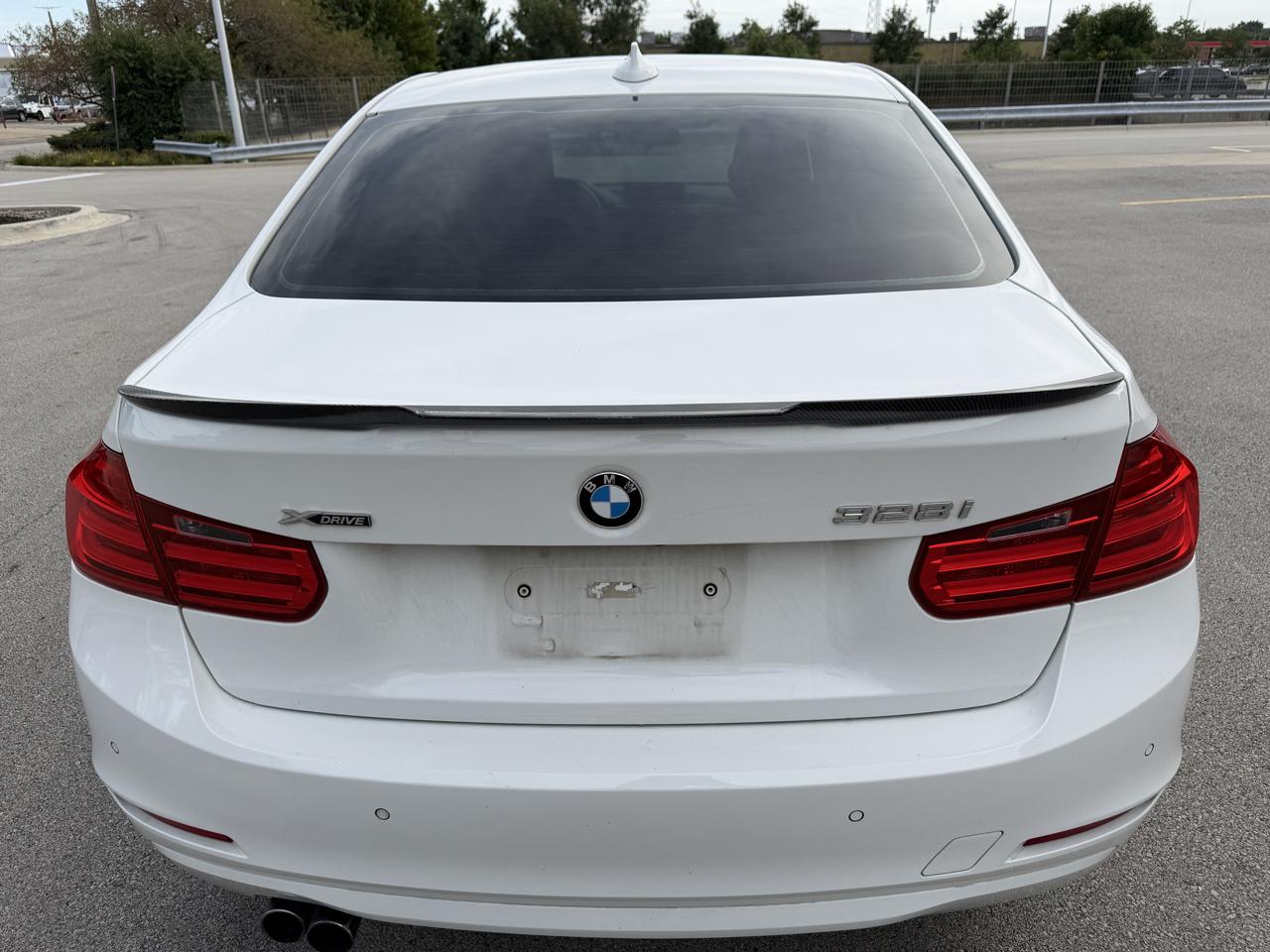 BMW 3 Series 4dr Sdn 328i xDrive AWD 2014