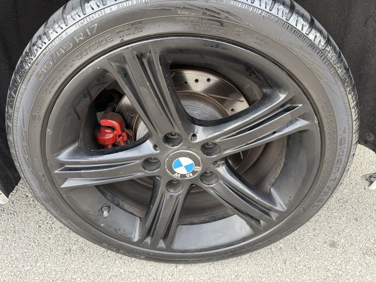 BMW 3 Series 4dr Sdn 328i xDrive AWD 2014