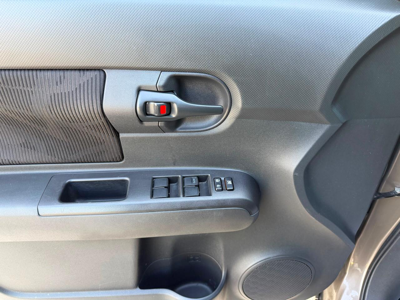 Scion xB 4D Wagon 2014