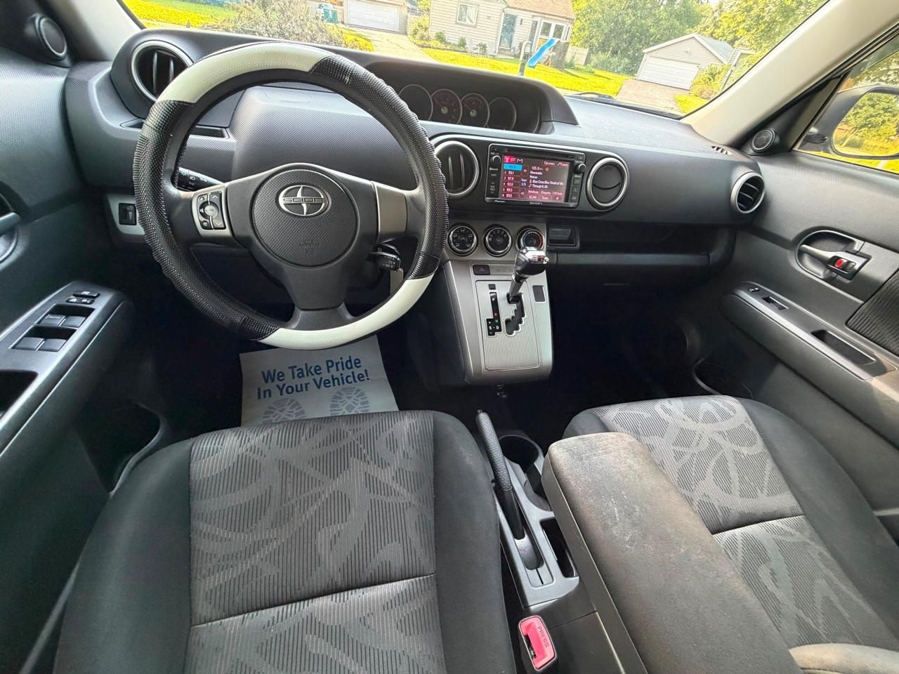 Scion xB 4D Wagon 2014