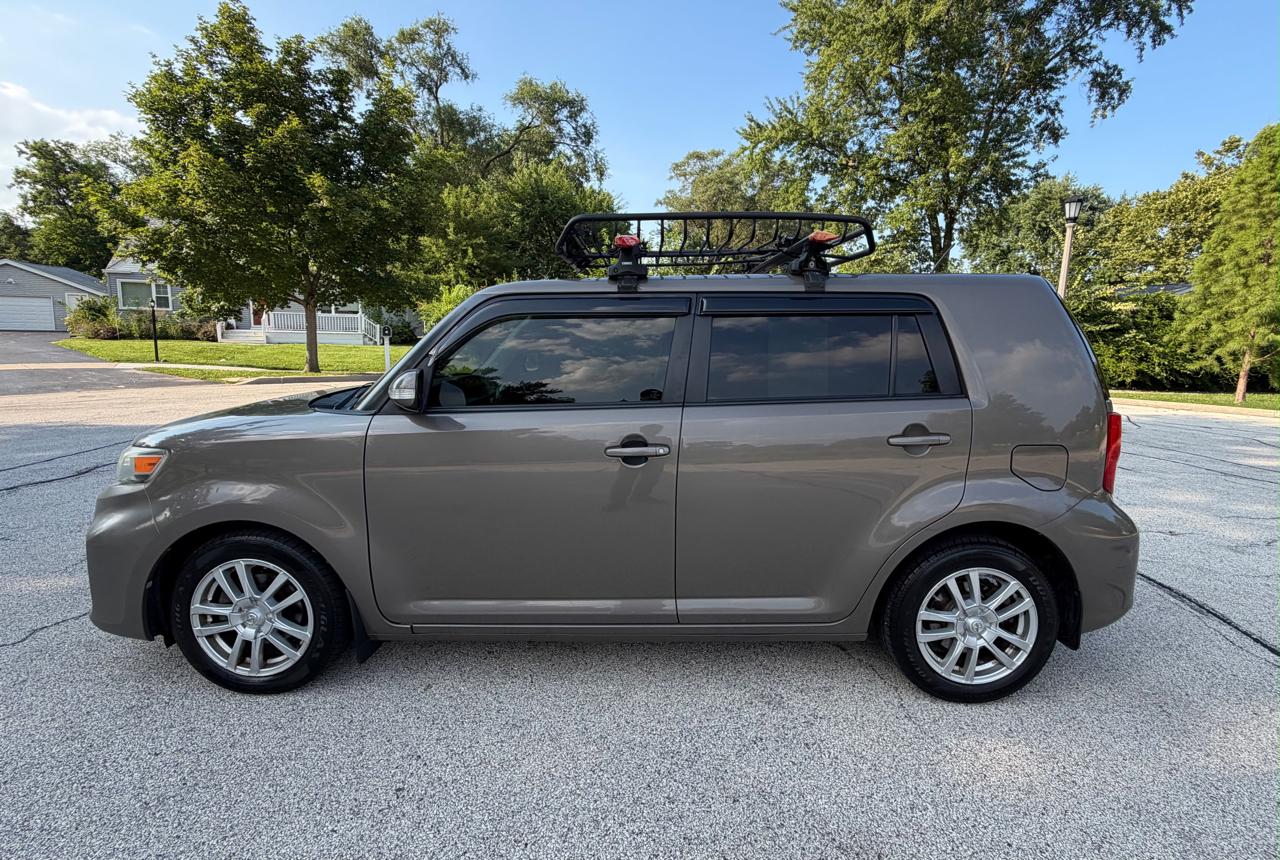 Scion xB 4D Wagon 2014