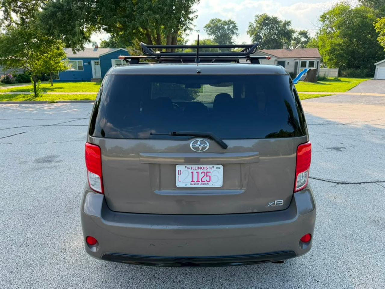 Scion xB 4D Wagon 2014