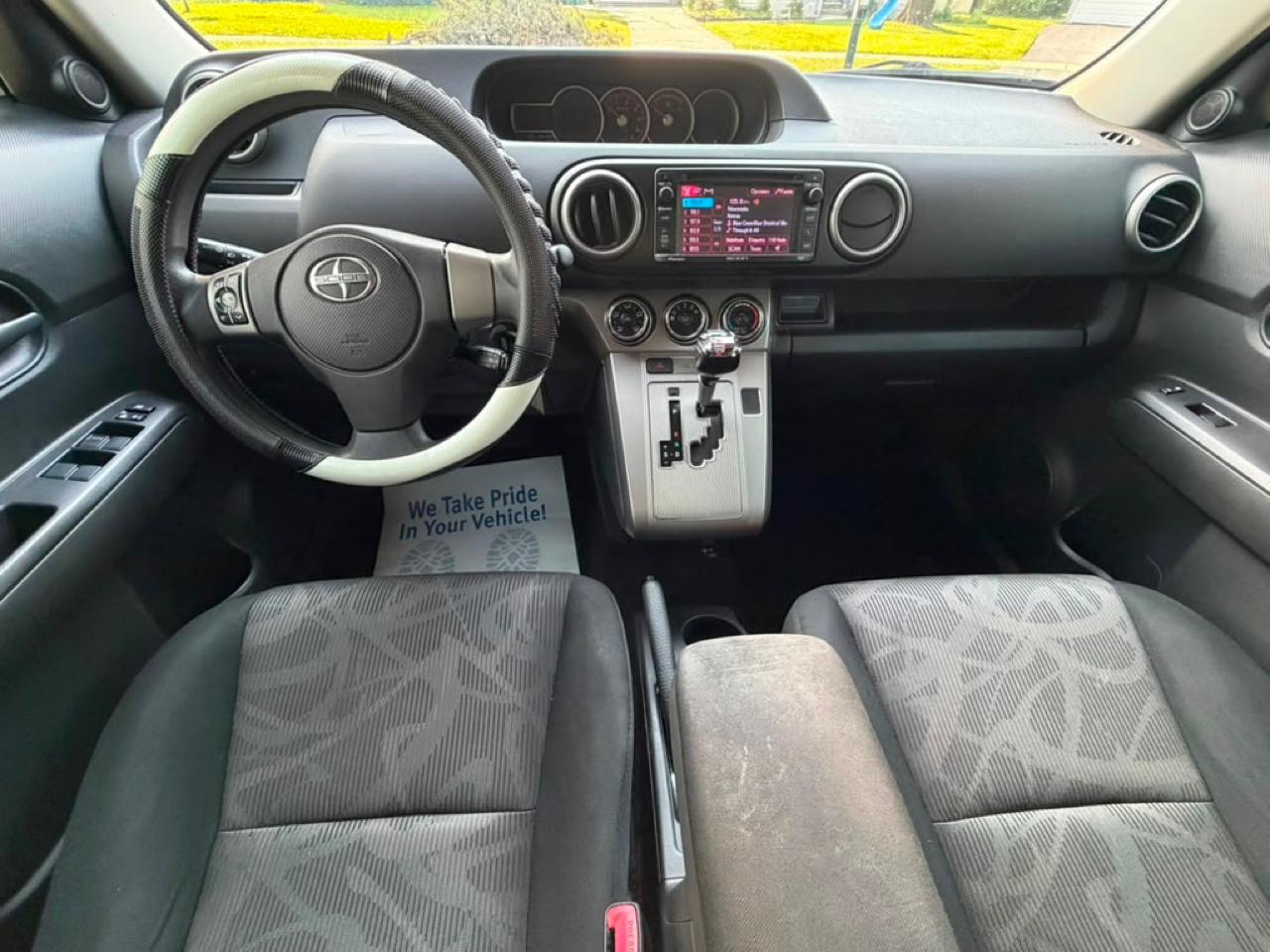 Scion xB 4D Wagon 2014