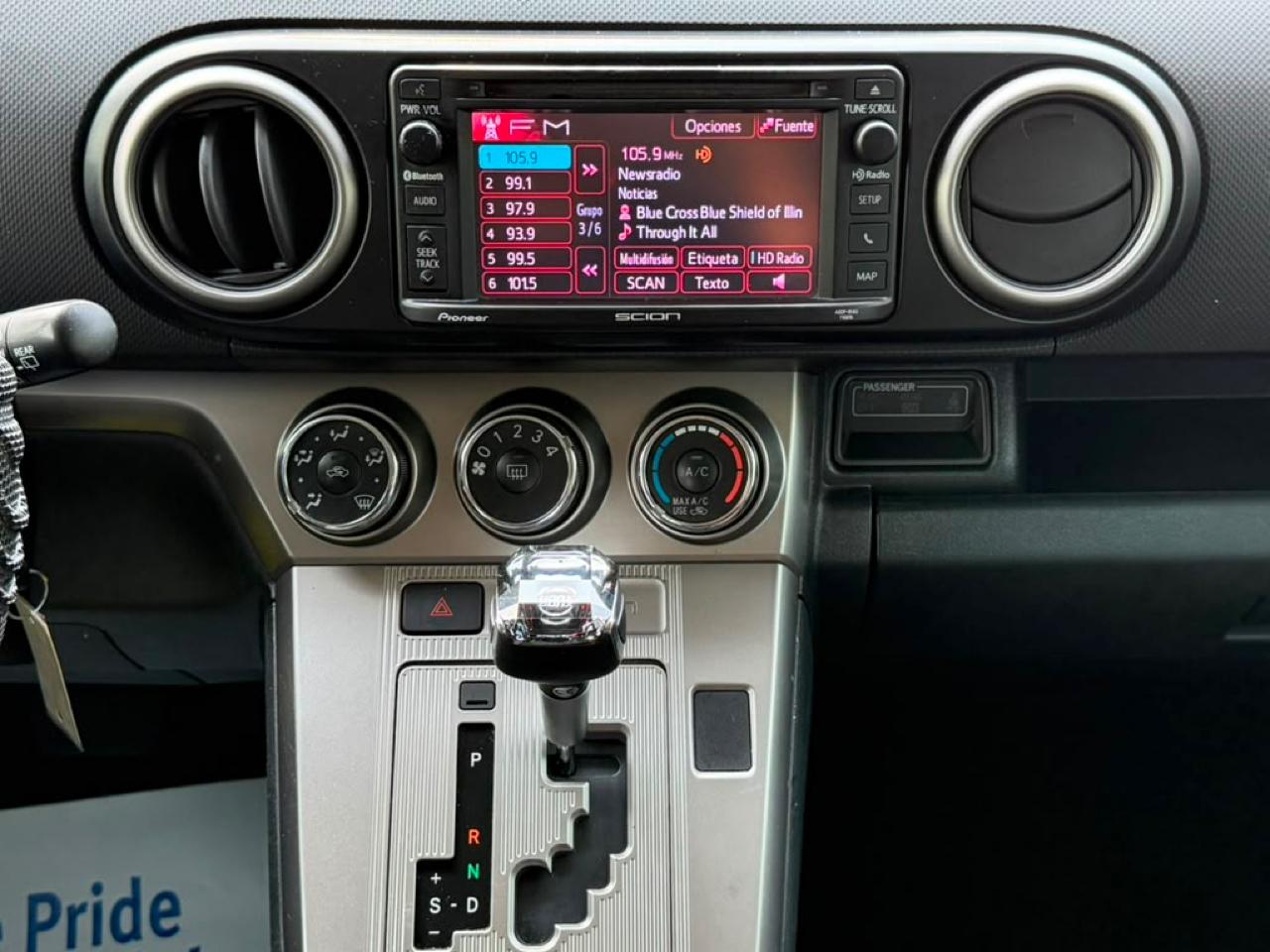 Scion xB 4D Wagon 2014