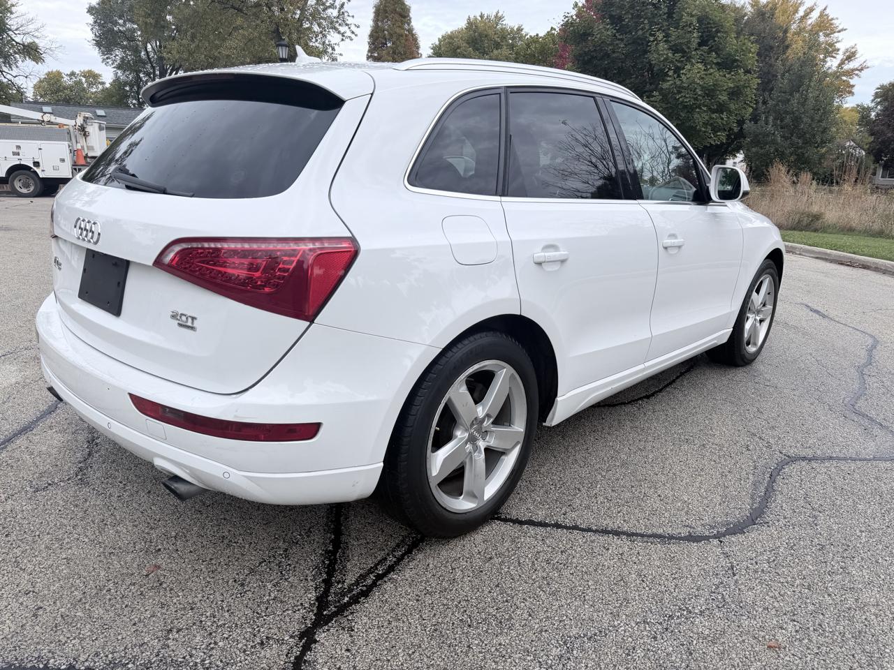 Audi Q5 quattro 4dr 2.0T Premium Plus 2012