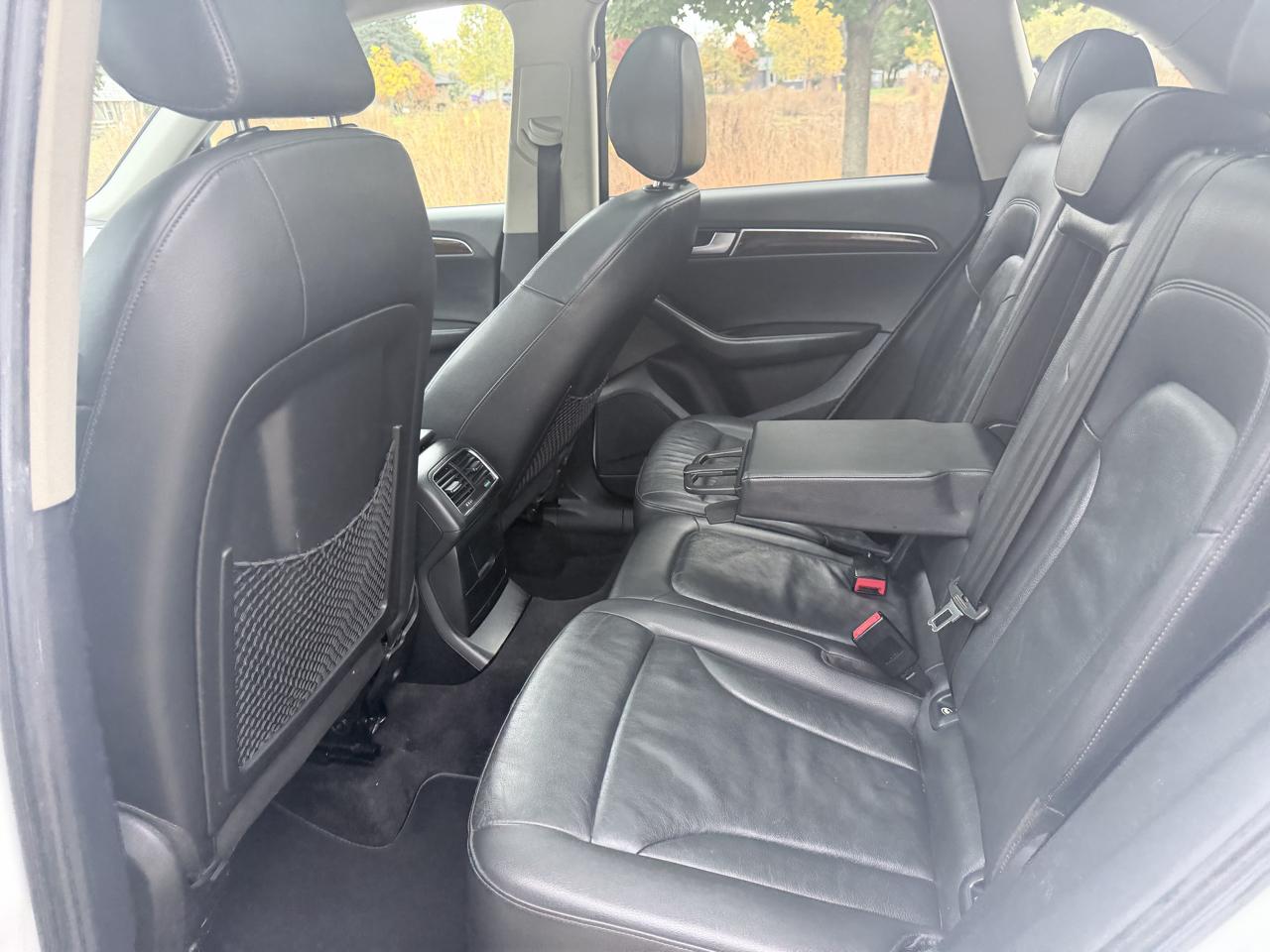 Audi Q5 quattro 4dr 2.0T Premium Plus 2012