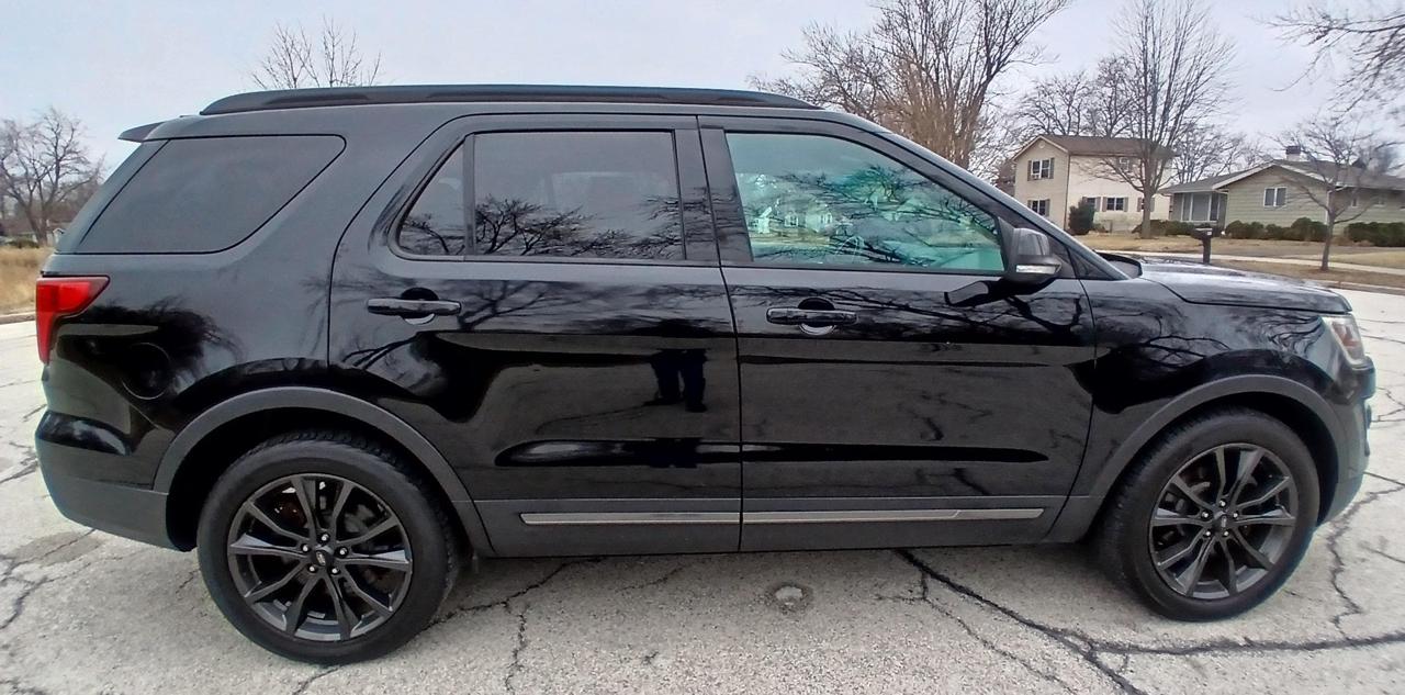 Ford Explorer XLT FWD 2017