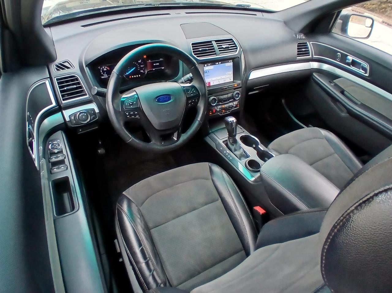 Ford Explorer XLT FWD 2017