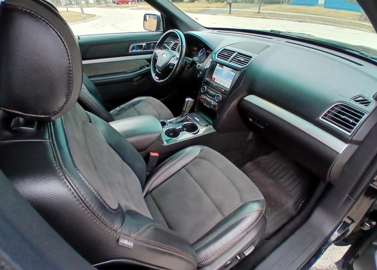 Ford Explorer XLT FWD 2017