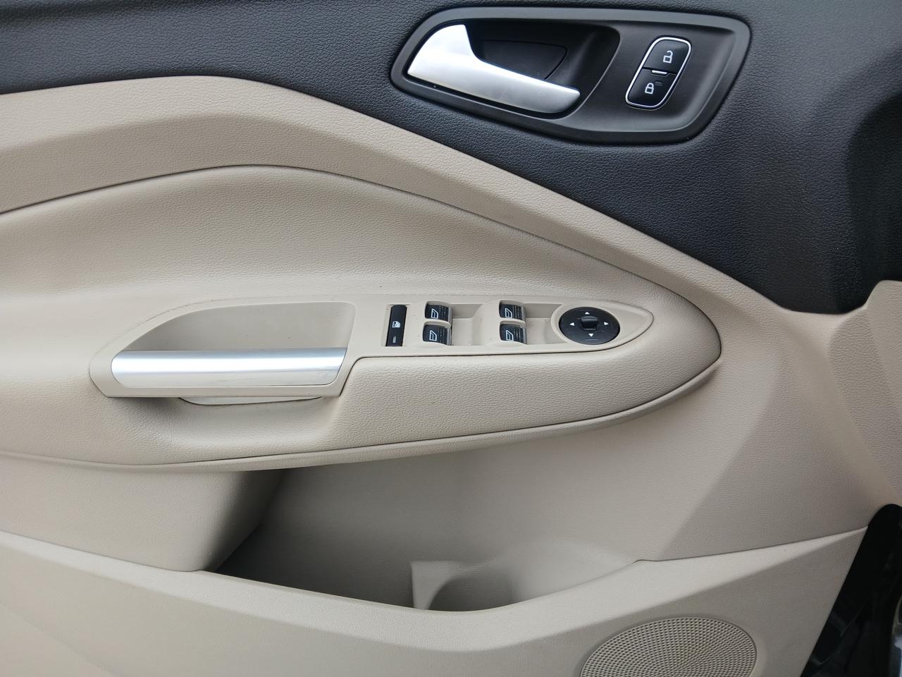 Ford Escape SE FWD 2019