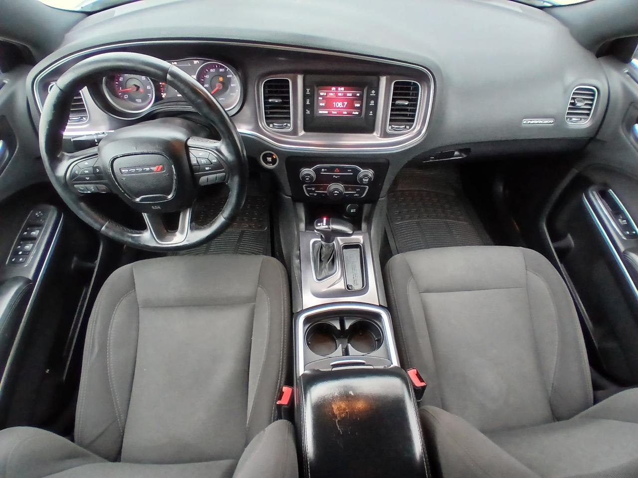 Dodge Charger 4dr Sdn SE RWD 2015