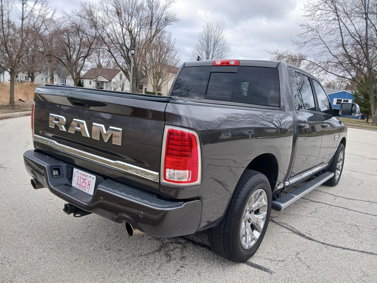 RAM 1500 4WD Crew Cab 140.5" Longhorn Limited 2016