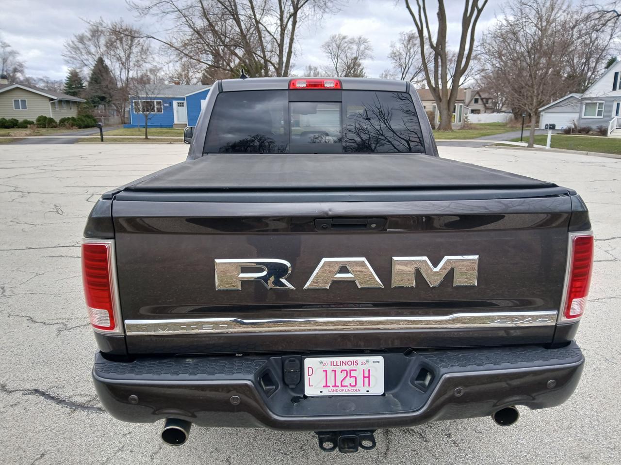 RAM 1500 4WD Crew Cab 140.5" Longhorn Limited 2016