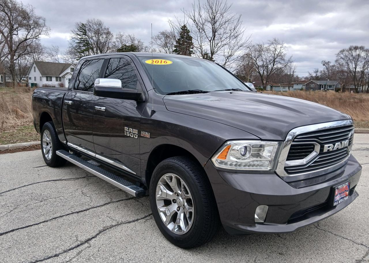 RAM 1500 4WD Crew Cab 140.5" Longhorn Limited 2016
