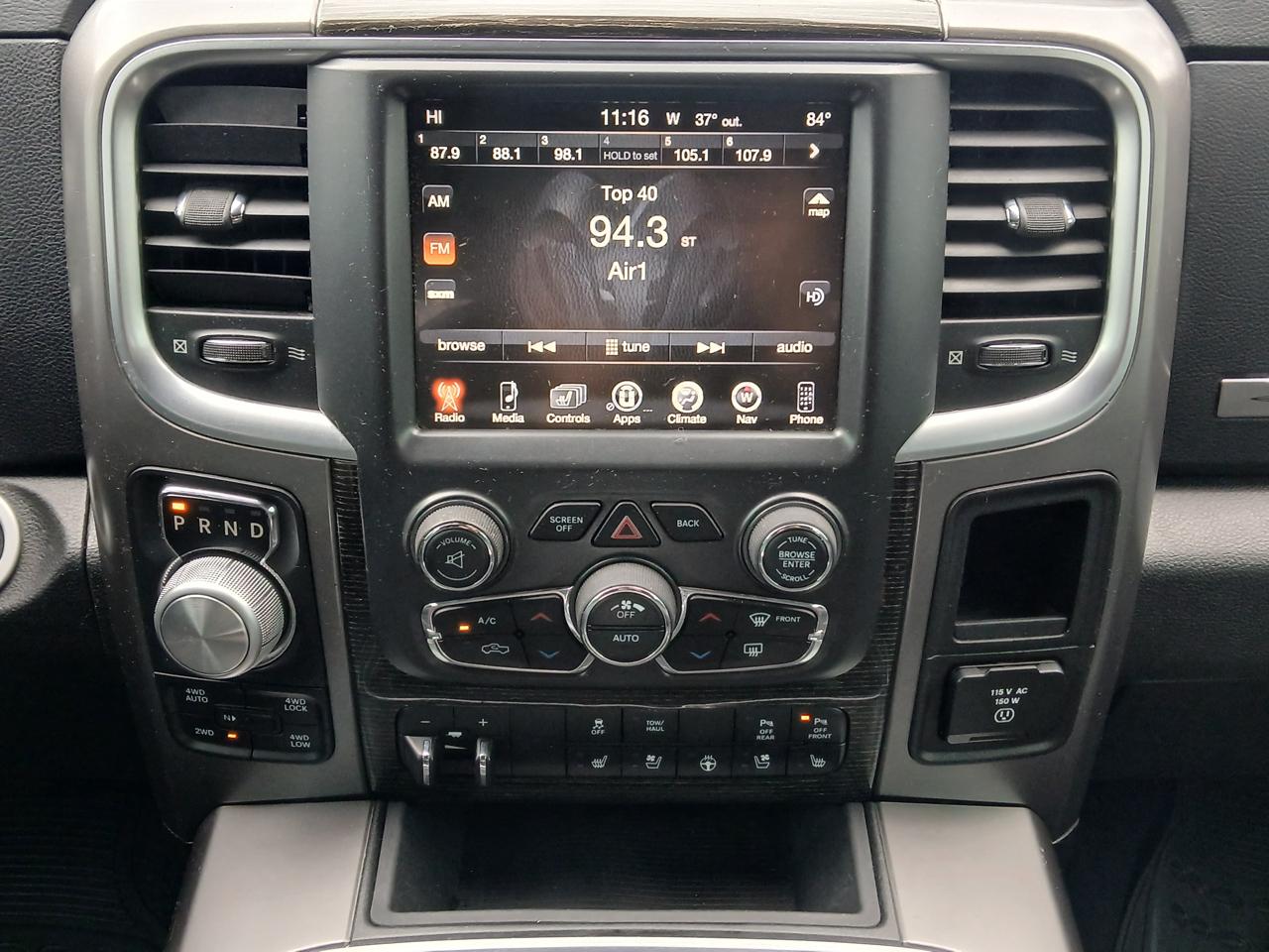 RAM 1500 4WD Crew Cab 140.5" Longhorn Limited 2016