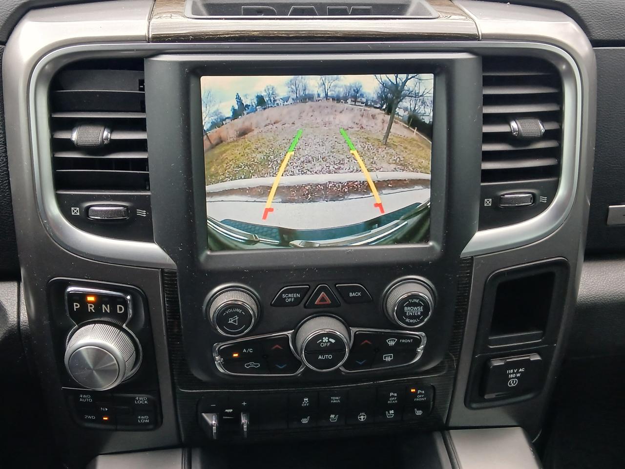 RAM 1500 4WD Crew Cab 140.5" Longhorn Limited 2016