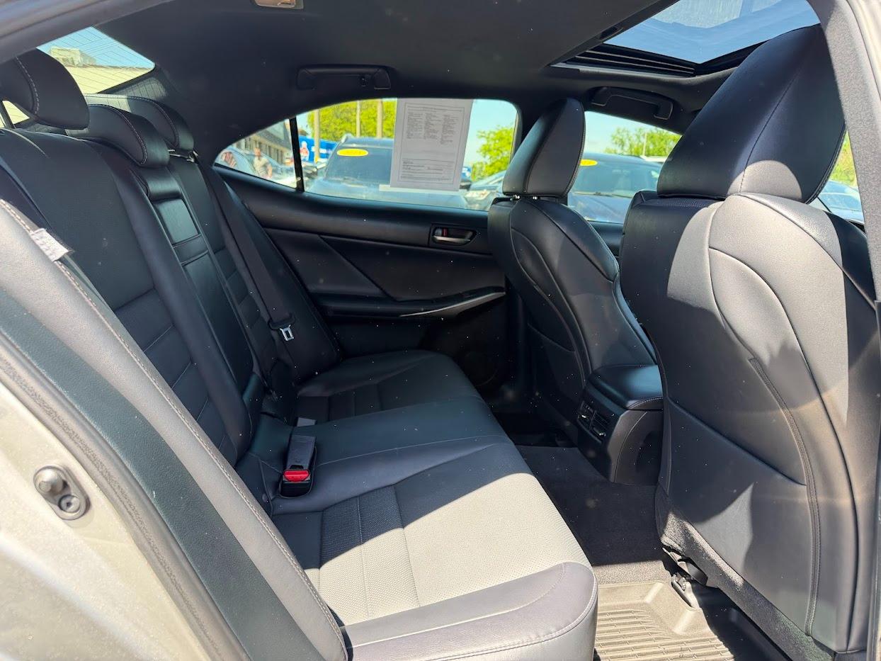 Lexus IS IS 300 AWD 2019