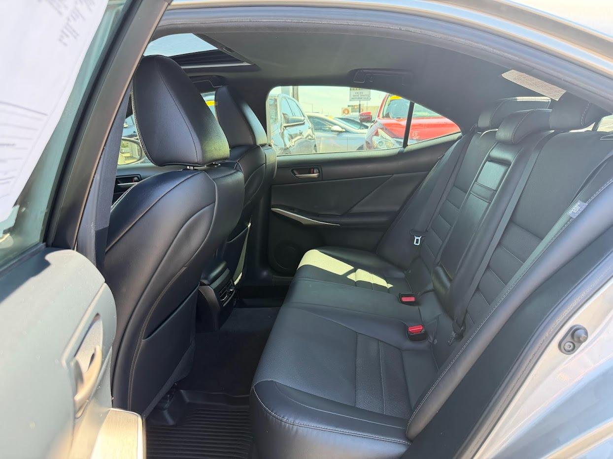 Lexus IS IS 300 AWD 2019