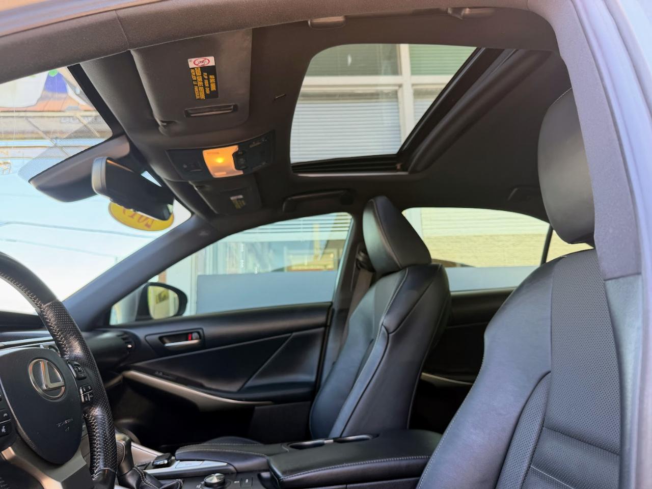 Lexus IS IS 300 AWD 2019