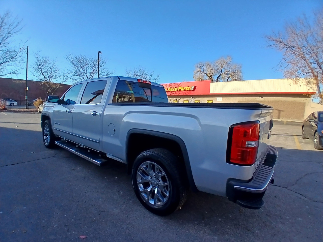 GMC Sierra 1500 4WD Crew Cab 153.0" SLT 2014